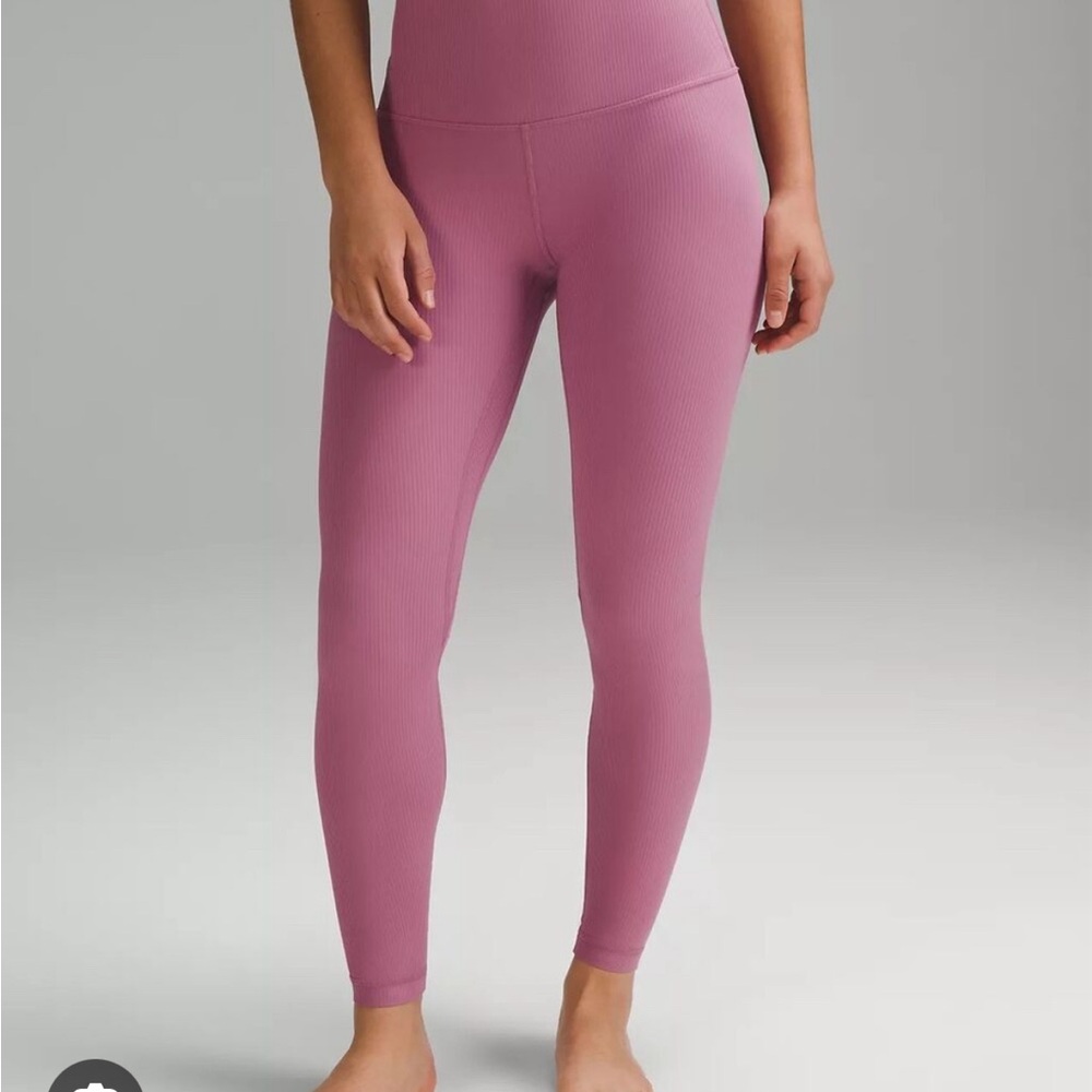 Lululemon Ribbed Align Cropped Leggings